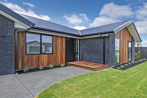 Photo of property in 5 Hawk Close, Rolleston, 7615