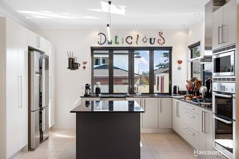 Photo of property in 174 Pembroke Street, Hamilton Lake, Hamilton, 3204