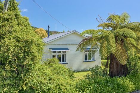 Photo of property in 31 Tramway Street, Ross, 7812