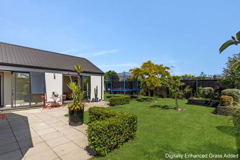 Photo of property in 17 Churchill Drive, Rangiora, 7400