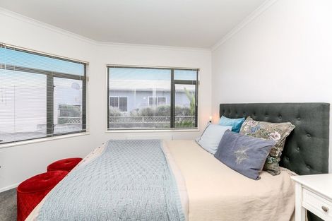 Photo of property in 24 Sackville Street, Fitzroy, New Plymouth, 4312