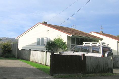 Photo of property in 38 Franklyn Road, Tawa, Wellington, 5028