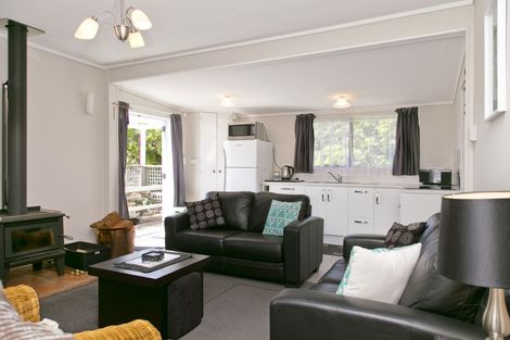 Photo of property in 17 Waitahanui Avenue, Taupo, 3330