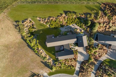 Photo of property in 36 Mckellar Drive, Jacks Point, Queenstown, 9371
