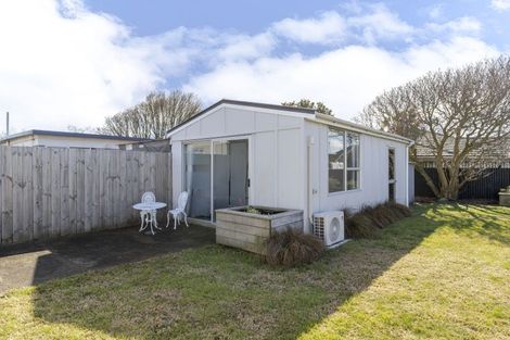 Photo of property in 319 Carrington Street, Vogeltown, New Plymouth, 4310