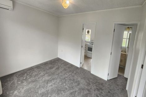 Photo of property in 2/31 Beatrice Avenue, Hillcrest, Auckland, 0627