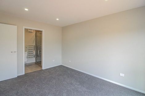 Photo of property in 4/7 Grays Road, Plimmerton, Porirua, 5026