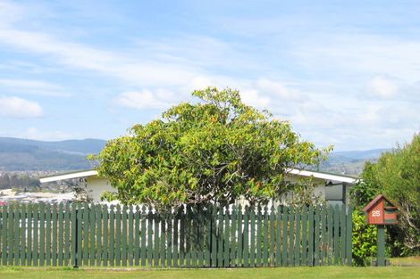 Photo of property in 25 Russell Crescent, Western Heights, Rotorua, 3015