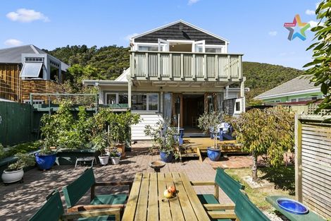 Photo of property in 128 Muritai Road, Eastbourne, Lower Hutt, 5013