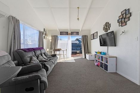 Photo of property in 2/127 Parkers Road, Tahunanui, Nelson, 7011