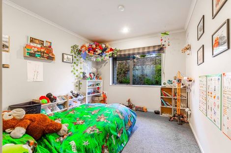 Photo of property in 38 Seamount Drive, Red Beach, 0932