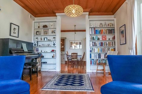 Photo of property in 5 Corry Avenue, Bluff Hill, Napier, 4110