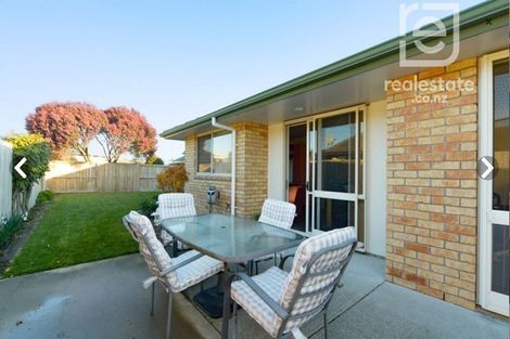 Photo of property in 17 Farnham Close, Rototuna North, Hamilton, 3210