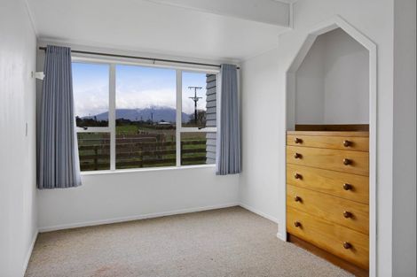 Photo of property in 124 Kahouri Road, Midhirst, Stratford, 4394