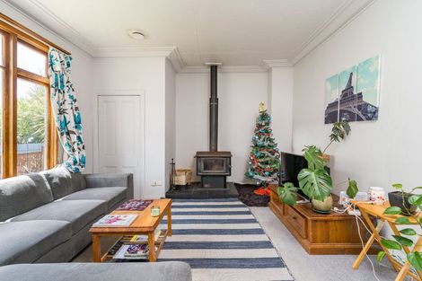Photo of property in 48 Royal Crescent, Saint Kilda, Dunedin, 9012