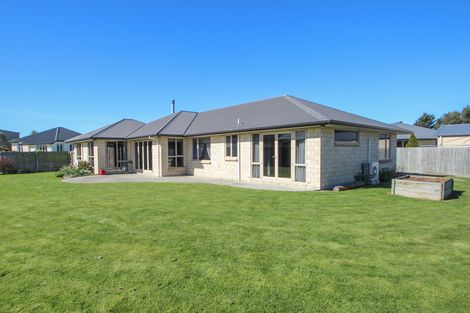 Photo of property in 48 Salisbury Crescent, Oamaru North, Oamaru, 9400