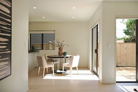 Photo of property in 46d Tiroroa Avenue, Te Atatu South, Auckland, 0610