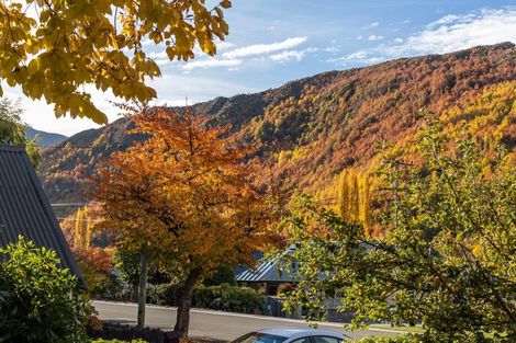 Photo of property in 20 Devon Street, Arrowtown, 9302