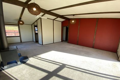 Photo of property in 11 Cornwall Street, Picton, 7220