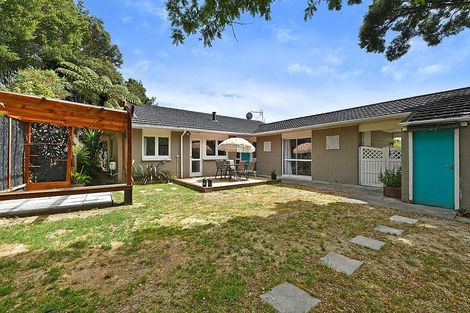 Photo of property in 62a Chatsworth Road, Silverstream, Upper Hutt, 5019
