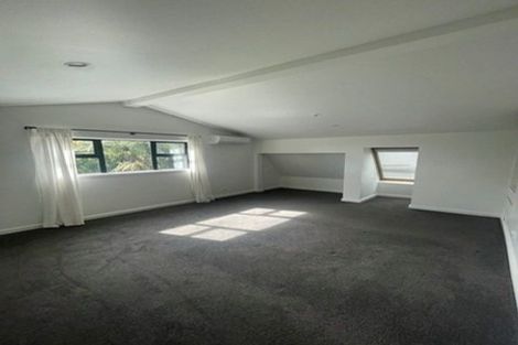 Photo of property in 5 Totara Terrace, Inglewood, 4330