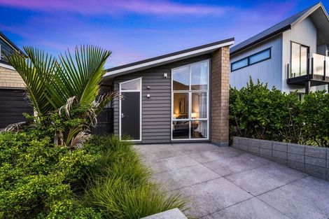 Photo of property in 7 Teal Way, Hobsonville, Auckland, 0616