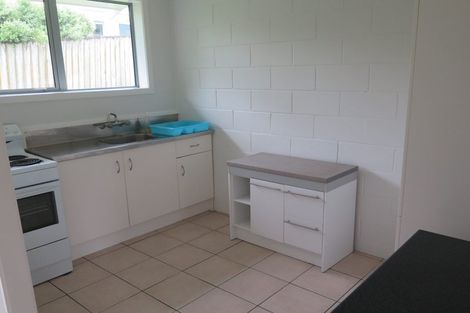 Photo of property in 77 Seabrook Avenue, New Lynn, Auckland, 0600