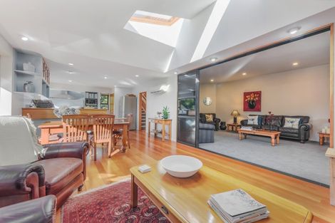 Photo of property in 5 Milton Terrace, Picton, 7220