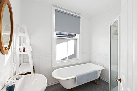 Photo of property in 8 Morley Street, New Plymouth, 4310