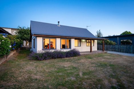 Photo of property in 42 Rata Street, Wanaka, 9305