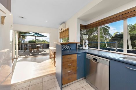Photo of property in 6a Colenso Place, Mission Bay, Auckland, 1071