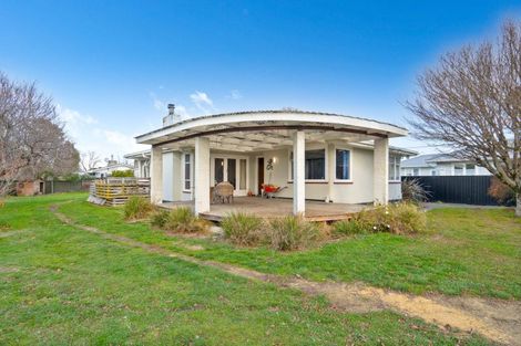 Photo of property in 18 Huia Street, Masterton, 5810