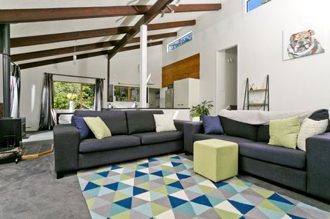 Photo of property in 2/13a Eskdale Road, Birkdale, Auckland, 0626