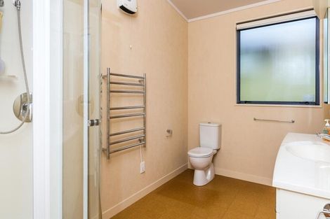 Photo of property in 63 Marina Terrace, Kinloch, Taupo, 3377