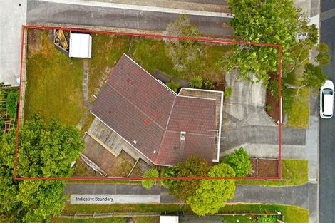 Photo of property in 11 Temuri Place, Glendene, Auckland, 0602