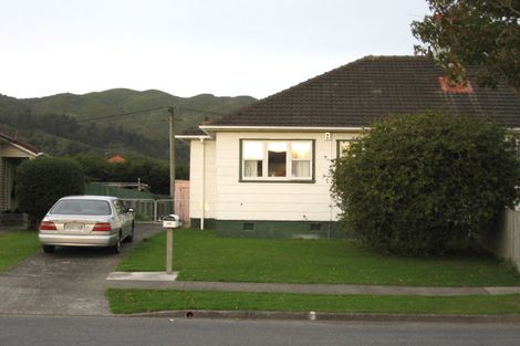 Photo of property in 46 Chapman Crescent, Naenae, Lower Hutt, 5011