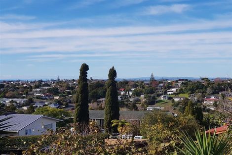 Photo of property in 2/9 Cashmere Place, Glenfield, Auckland, 0629