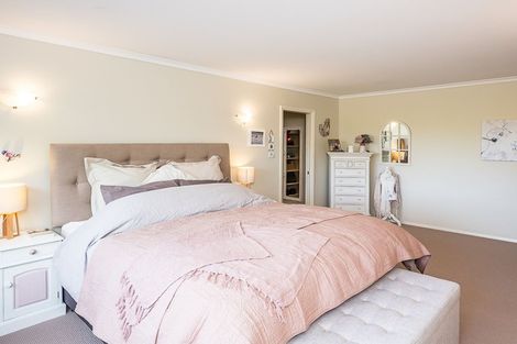 Photo of property in 178 Main Road South, Raumati South, Paraparaumu, 5032