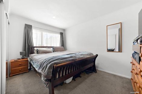 Photo of property in 51a Oreil Avenue, West Harbour, Auckland, 0618