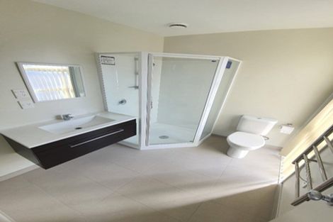 Photo of property in 11 Puweto Avenue, Takanini, 2112