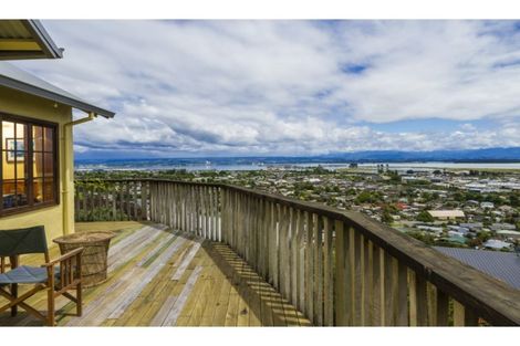 Photo of property in 33 Coster Street, Enner Glynn, Nelson, 7011