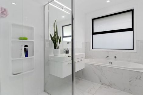 Photo of property in 93 Lynley Park Drive, Omokoroa, 3114