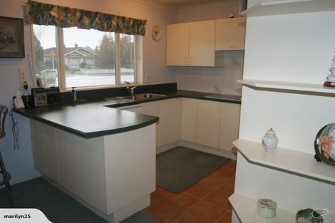 Photo of property in 395 Yaldhurst Road, Russley, Christchurch, 8042