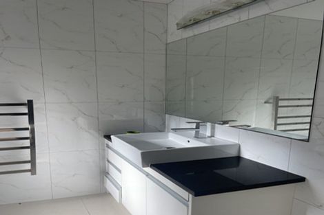 Photo of property in 98 Tiriwa Drive, Massey, Auckland, 0614