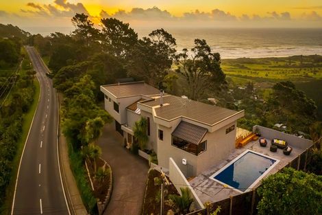 Photo of property in 107 Oaia Road, Muriwai, Waimauku, 0881