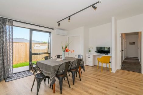 Photo of property in 15 Palm Drive, Whitianga, 3510