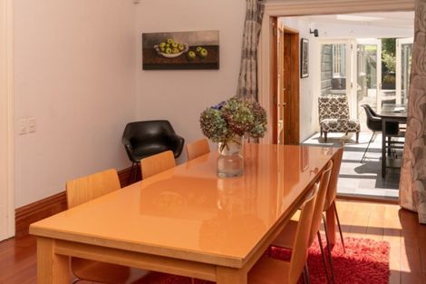 Photo of property in 200 Tinakori Road, Thorndon, Wellington, 6011