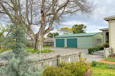 Photo of property in 62 Kent Street, Carterton, 5713