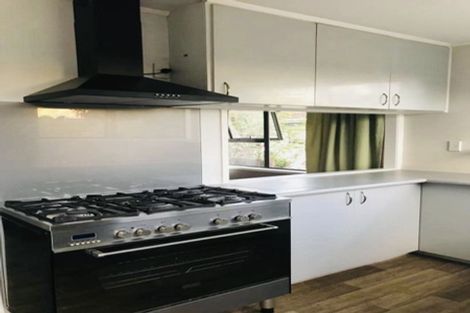 Photo of property in 93 Stapleford Crescent, Browns Bay, Auckland, 0630