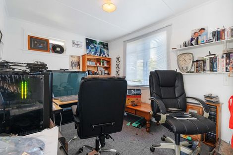 Photo of property in 45d Brandon Street, Featherston, 5710